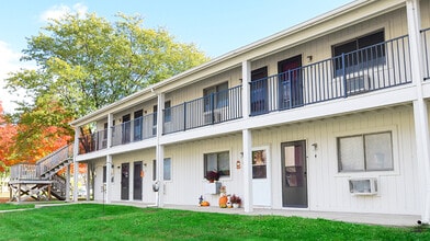 Park Terrace Apartments in Toledo, OH - Foto de edificio - Building Photo