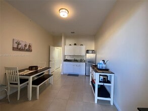 27533 SW 139th Pl in Homestead, FL - Building Photo - Building Photo