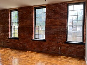 265 N Queen St in York, PA - Building Photo - Building Photo