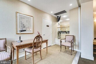8360 Greensboro Dr in McLean, VA - Building Photo - Building Photo