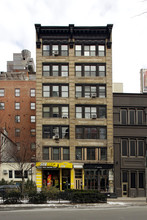 508-510 Broome St in New York, NY - Building Photo - Building Photo