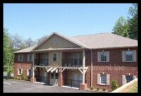 8122 Elderberry Dr NW