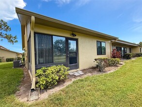2701 60th Ave Plaza N in Bradenton, FL - Building Photo - Building Photo