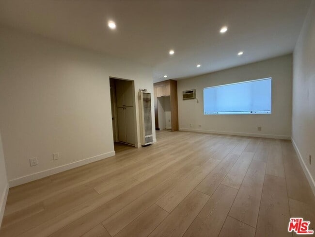 708 Porter St in Glendale, CA - Building Photo - Building Photo