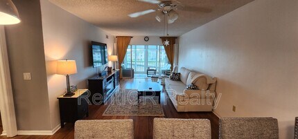 19029 US Hwy 19 N in Clearwater, FL - Building Photo - Building Photo