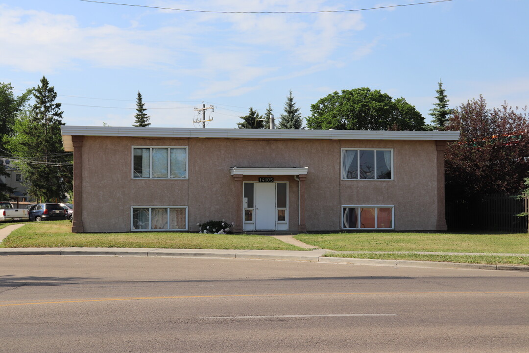 14101 118 Av NW in Edmonton, AB - Building Photo