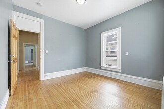 514 5th Ave SE in Minneapolis, MN - Building Photo - Building Photo