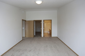 Dakota Park Apartments in Fargo, ND - Foto de edificio - Interior Photo