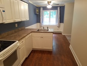 300 Campbell Cir, Unit F2 in Downingtown, PA - Foto de edificio - Building Photo