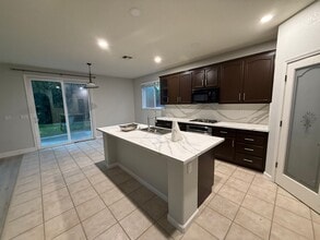 1207 Berry Creek Rd in West Sacramento, CA - Building Photo - Building Photo