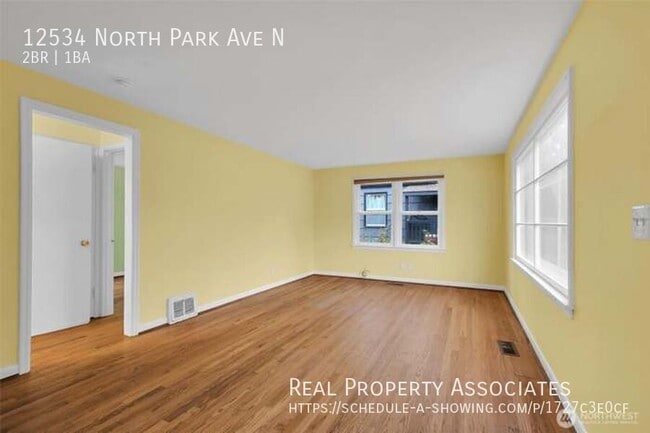 12534 N Park Ave N in Seattle, WA - Foto de edificio - Building Photo