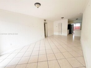 11051 W Okeechobee Rd in Hialeah Gardens, FL - Building Photo - Building Photo