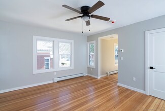 343 Main St in Salisbury, CT - Building Photo - Building Photo
