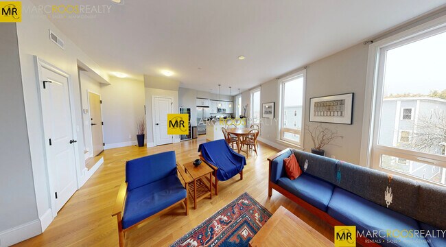 162 Hampshire St in Cambridge, MA - Building Photo - Building Photo