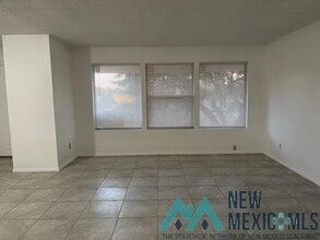 1421 S Tennyson Dr in Deming, NM - Building Photo - Building Photo