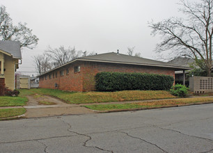 1225 S Quincy Ave in Tulsa, OK - Building Photo - Building Photo