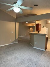 1103 Welch Hill Cir in Apopka, FL - Foto de edificio - Building Photo