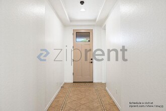 1521 E Canary Dr in Gilbert, AZ - Building Photo - Building Photo