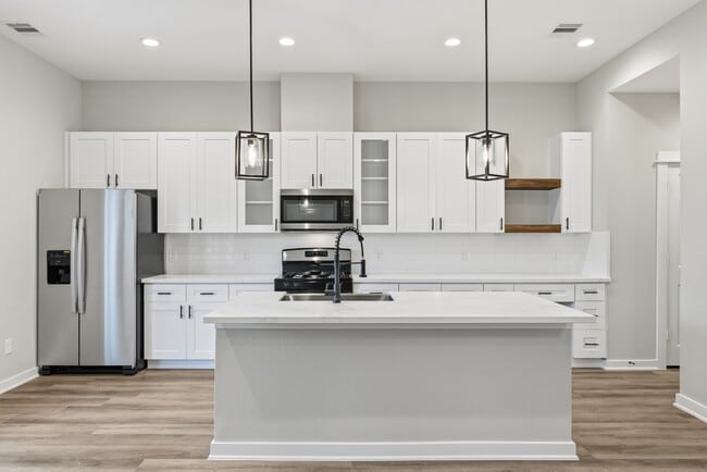 property at 413 Stonework Garden Ln