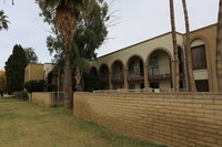 Palm Shadows Apartments in Mesa, AZ - Building Photo - Building Photo