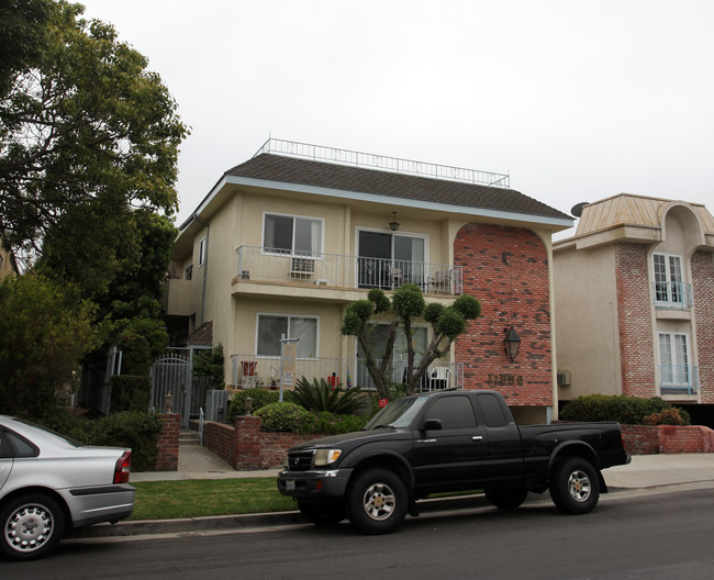 11956 Kiowa Ave in Los Angeles, CA - Building Photo - Building Photo