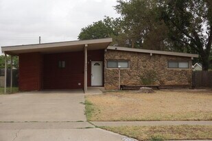 4420 44th St in Lubbock, TX - Building Photo