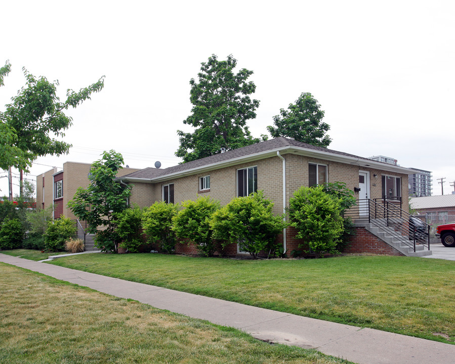 Asbury Heights in Denver, CO - Building Photo