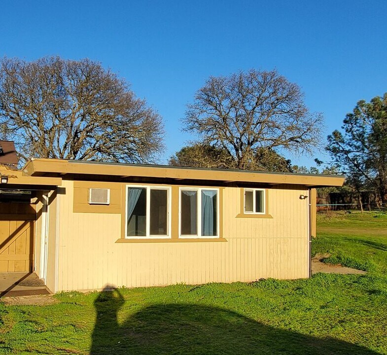 1840 Green Valley Rd in El Dorado Hills, CA - Building Photo