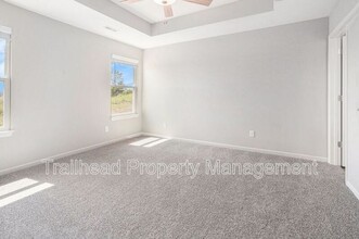 611 Fall Meadow Ln in Belton, MO - Building Photo - Building Photo