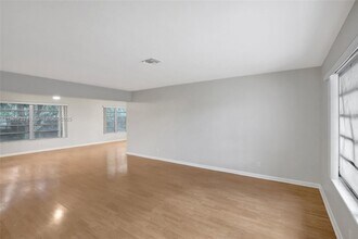 5386 Balsam Terrace in Plantation, FL - Building Photo - Building Photo