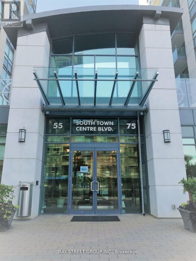 55-355 S Town Centre Blvd in Markham, ON - Building Photo - Building Photo