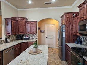 2216 Briggs Ave in Clovis, NM - Building Photo - Building Photo