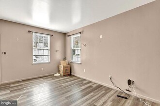 156 Sweets Ave in Trenton, NJ - Building Photo - Building Photo