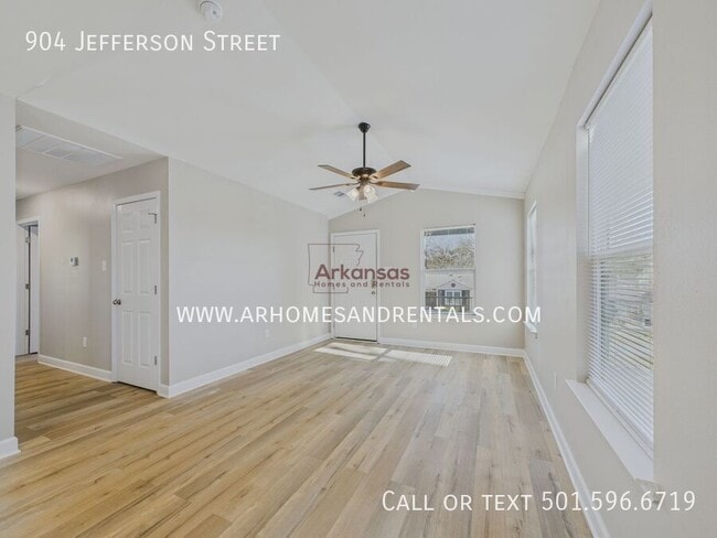 904 Jefferson St in Little Rock, AR - Building Photo - Building Photo