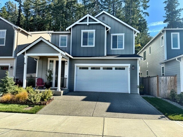 4471 Bristol Ln SE in Port Orchard, WA - Building Photo