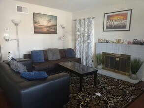 936 Lucia Ct in Hayward, CA - Building Photo - Building Photo