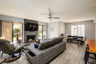 9695 N 93rd Way in Scottsdale, AZ - Building Photo