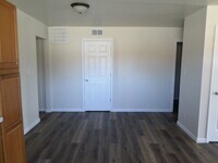 2205 Bogdan Ln S photo'