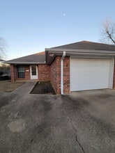 640 Canada St in Jacksonville, TX - Building Photo - Building Photo