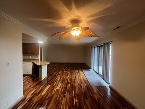 7283 Beacon Hill Dr in Pittsburgh, PA - Building Photo - Building Photo