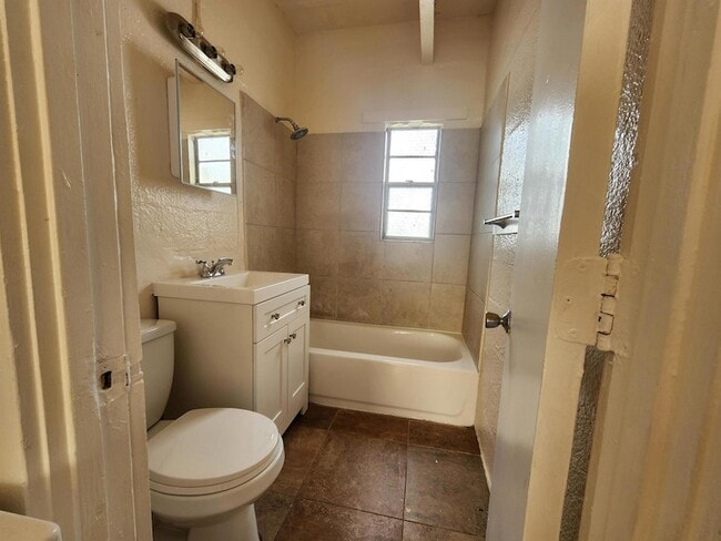 property at 620 20th St