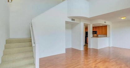 520 Lunalilo Home Rd in Honolulu, HI - Building Photo - Building Photo