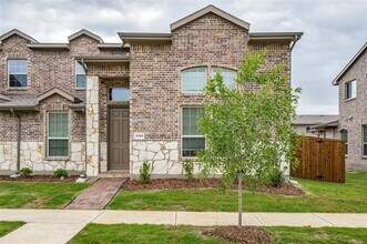 3100 Solana Cir in Denton, TX - Building Photo - Building Photo