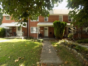 2329 Ashburton St in Baltimore, MD - Building Photo - Building Photo