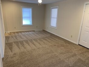 2429 Hardesty Ave in Kansas City, MO - Building Photo - Building Photo