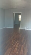 504 Roundview Rd in Baltimore, MD - Building Photo - Building Photo