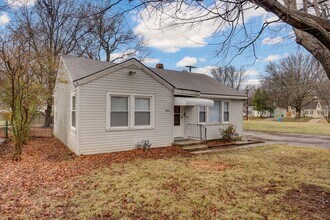 1413 S Roanoke Ave in Springfield, MO - Building Photo - Building Photo
