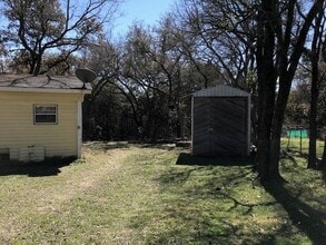 437 County Rd 1768 in Clifton, TX - Building Photo - Building Photo