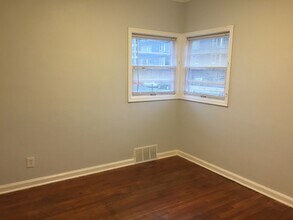1504 North Jarrett Street in Portland, OR - Building Photo - Building Photo