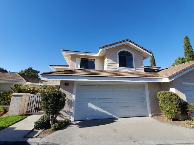 23 Cedarlake in Irvine, CA - Building Photo - Building Photo